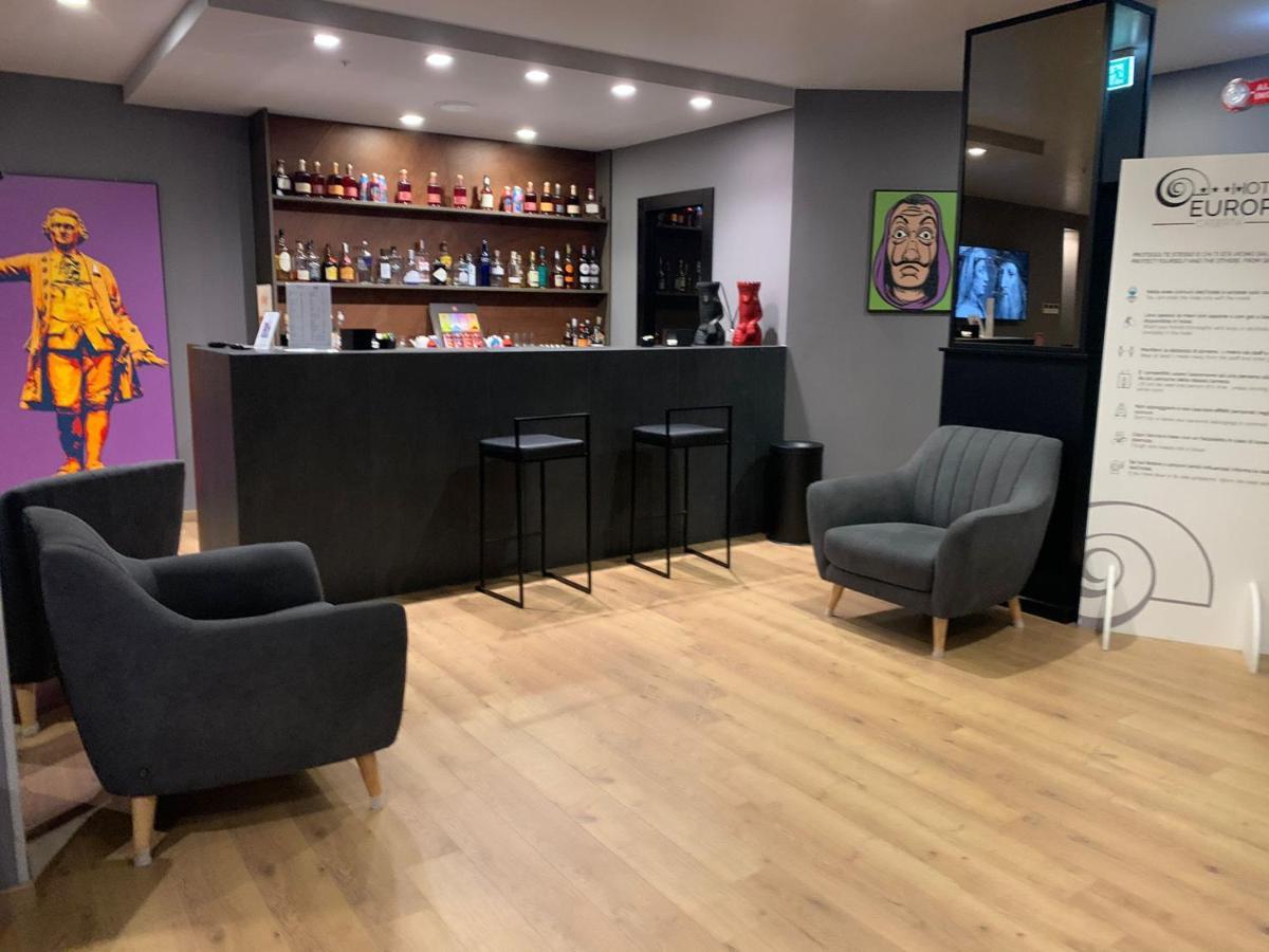 Hotel Europa Art Caserta Luaran gambar