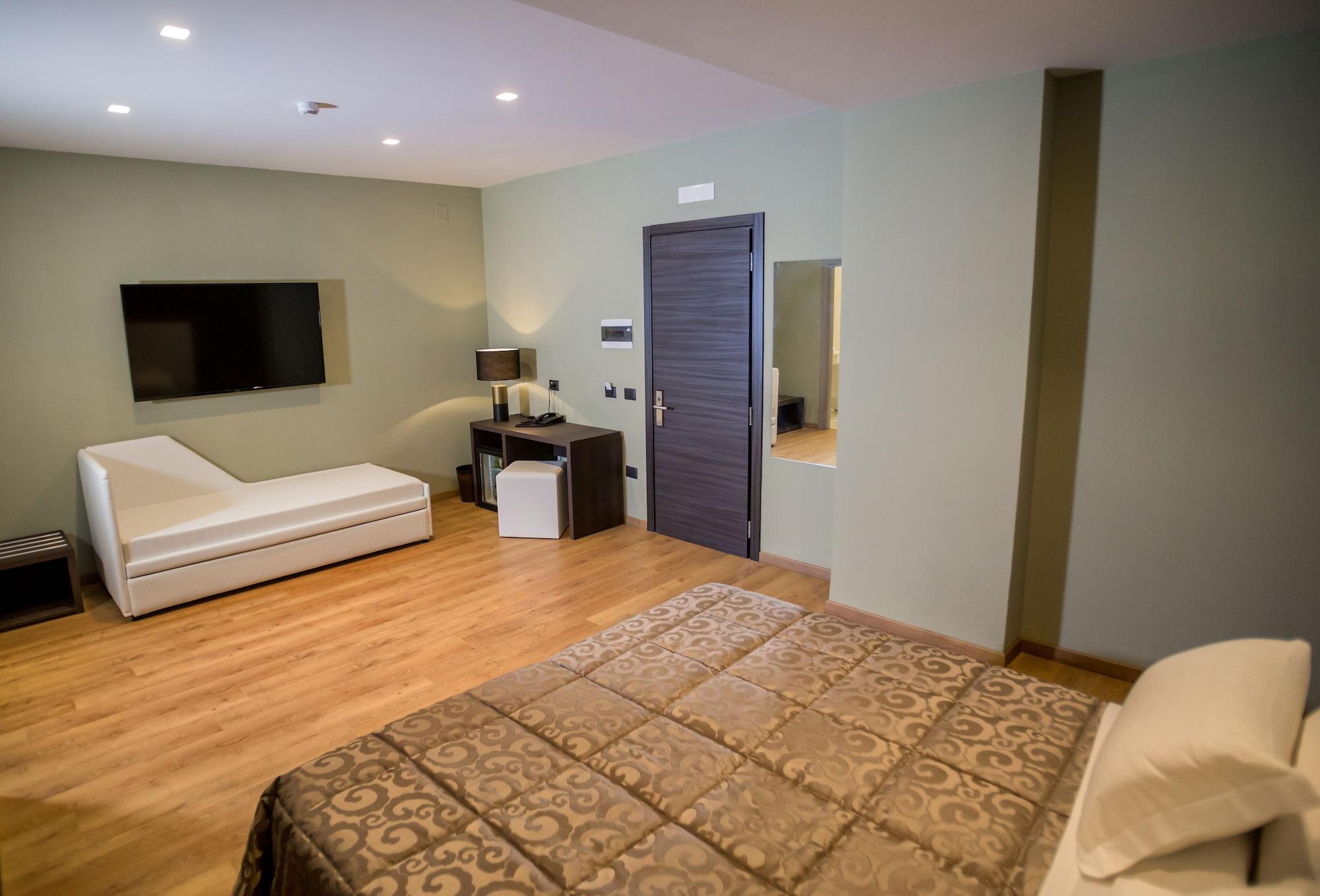 Hotel Europa Art Caserta Luaran gambar