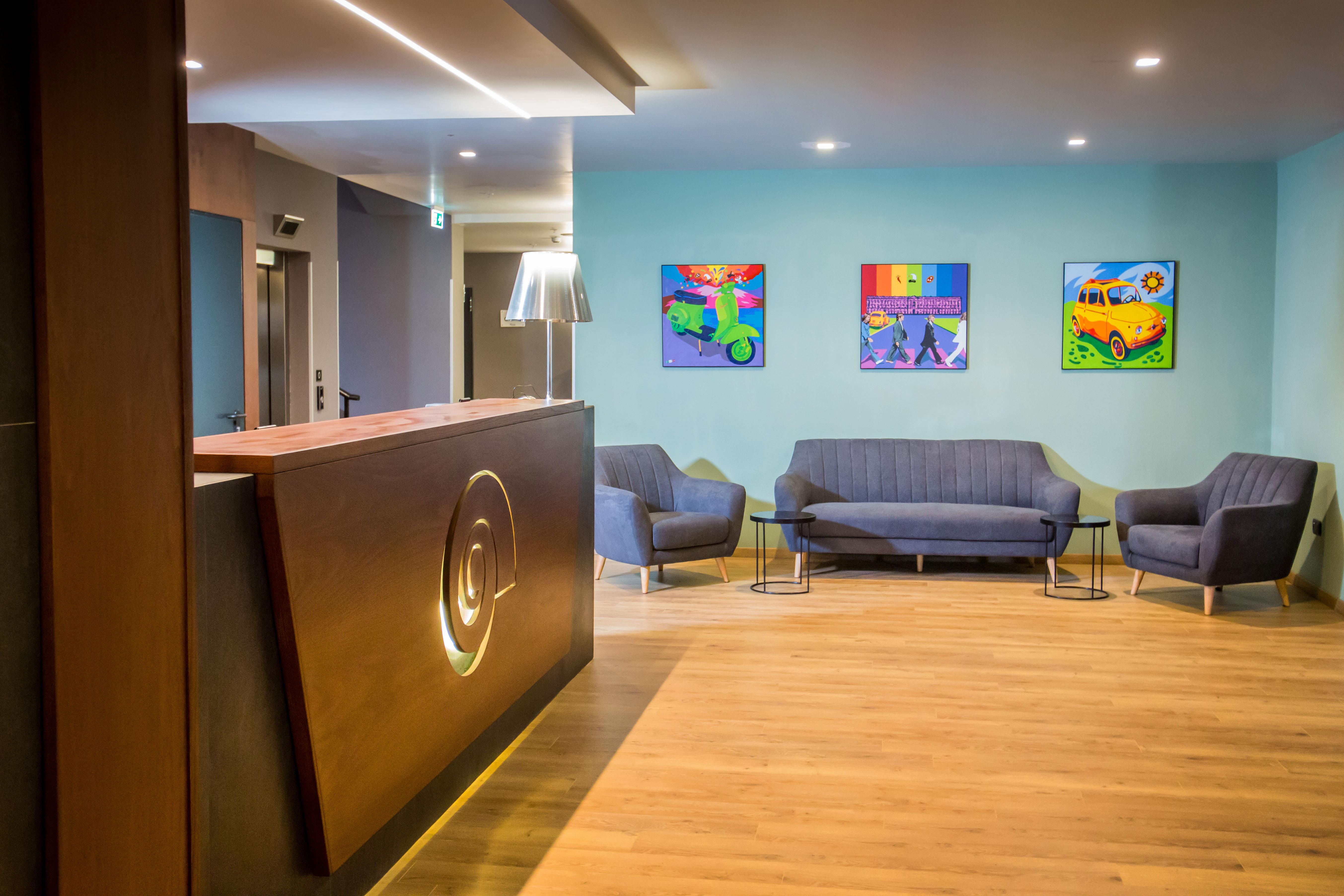 Hotel Europa Art Caserta Luaran gambar