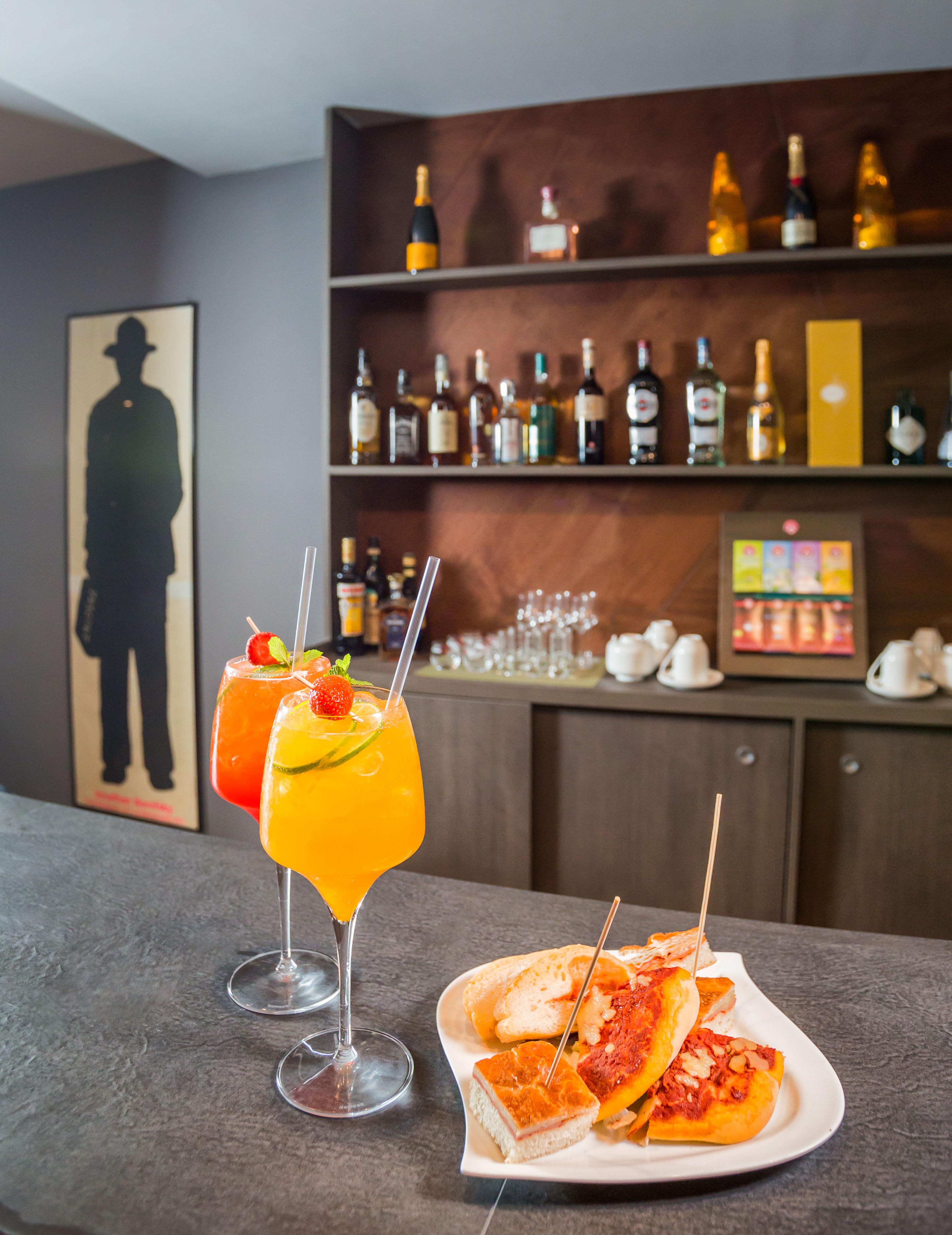 Hotel Europa Art Caserta Luaran gambar