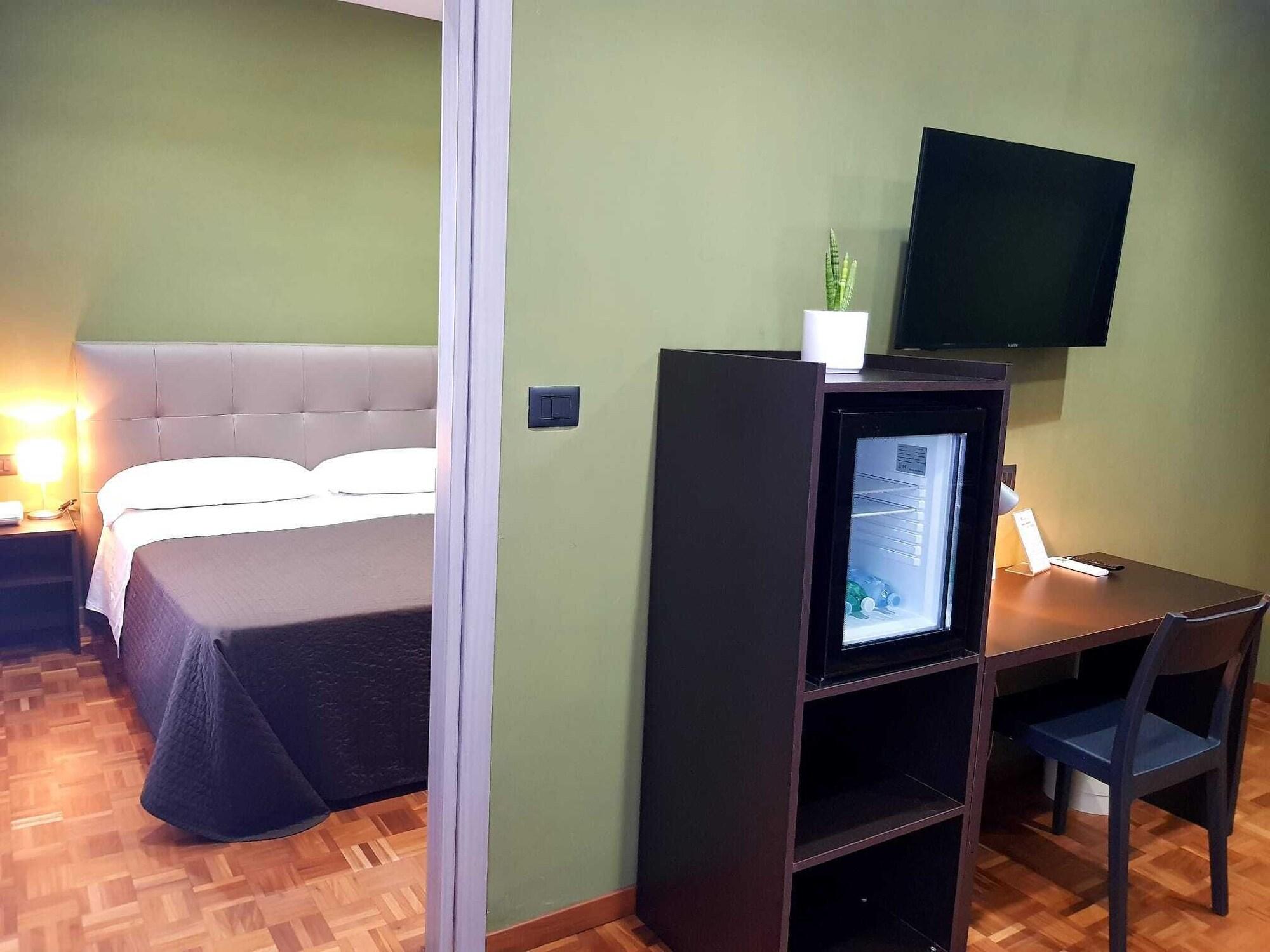 Hotel Europa Art Caserta Luaran gambar